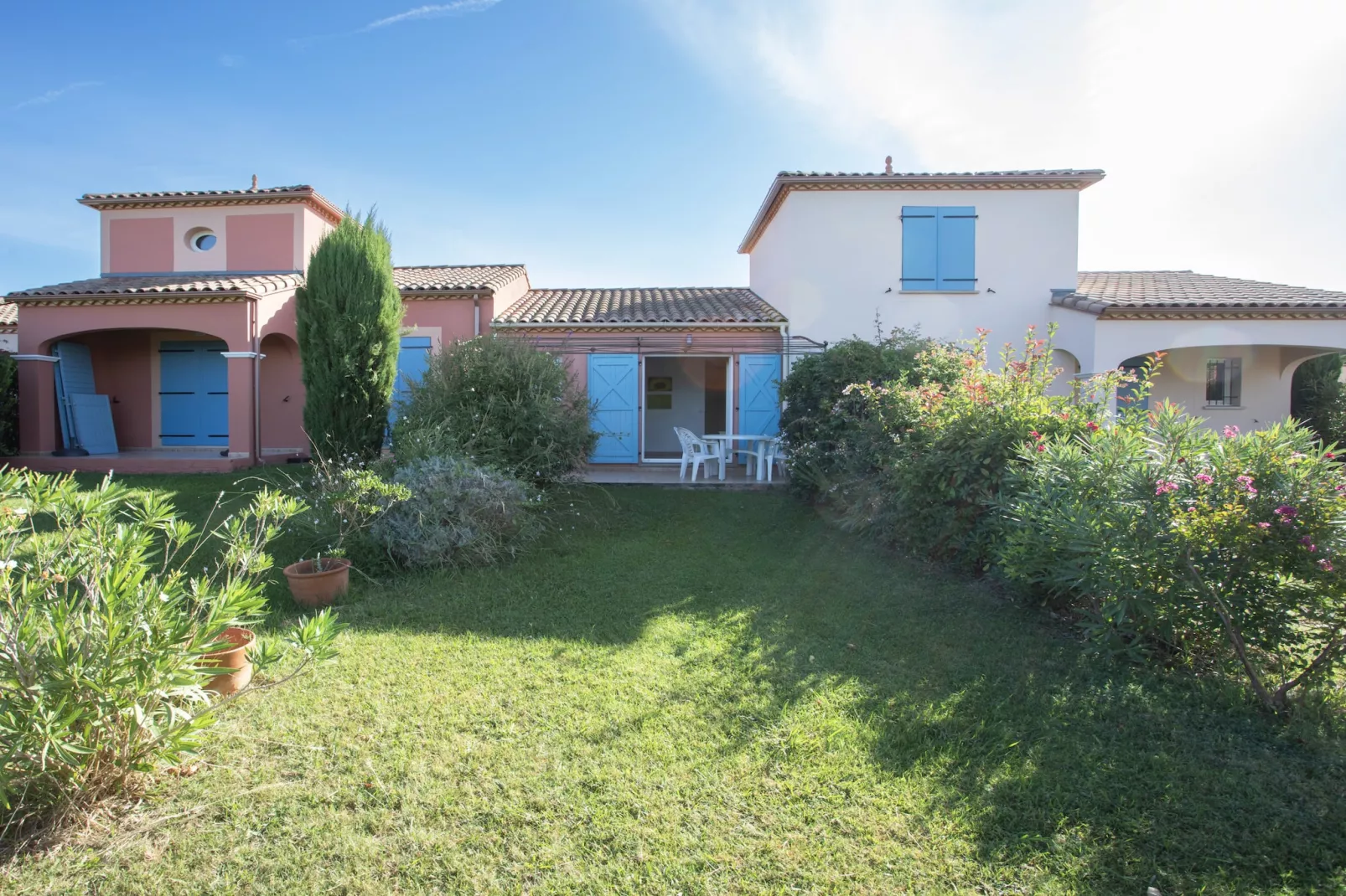 P. Minervois P N°05 - Villa 2P4-Tuinen zomer