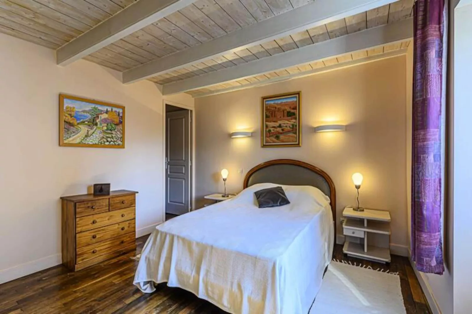 Résidence 13 Rue Brizeux-Niet-getagd