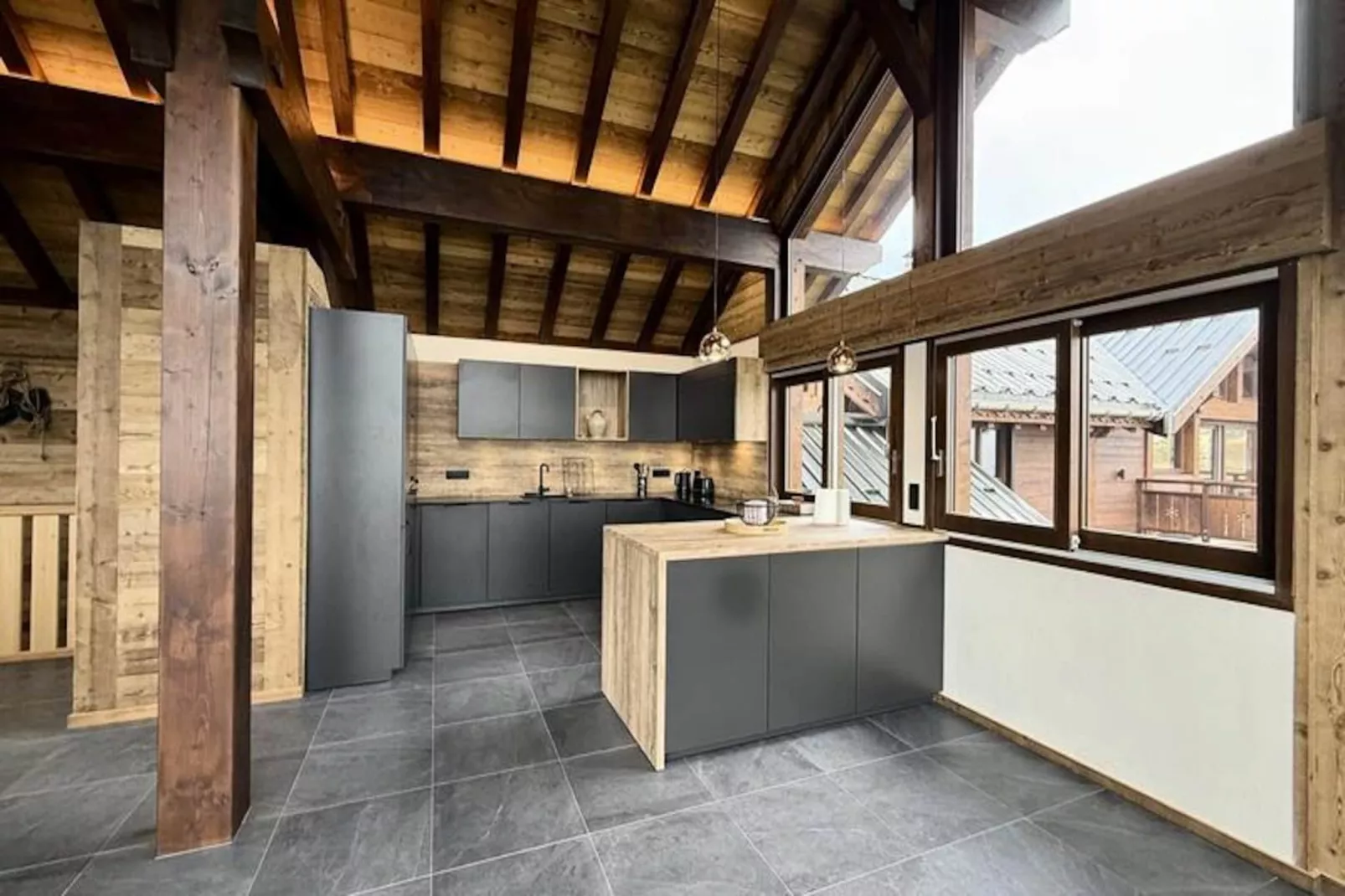 Résidence Complexe Aiguilles-Niet-getagd