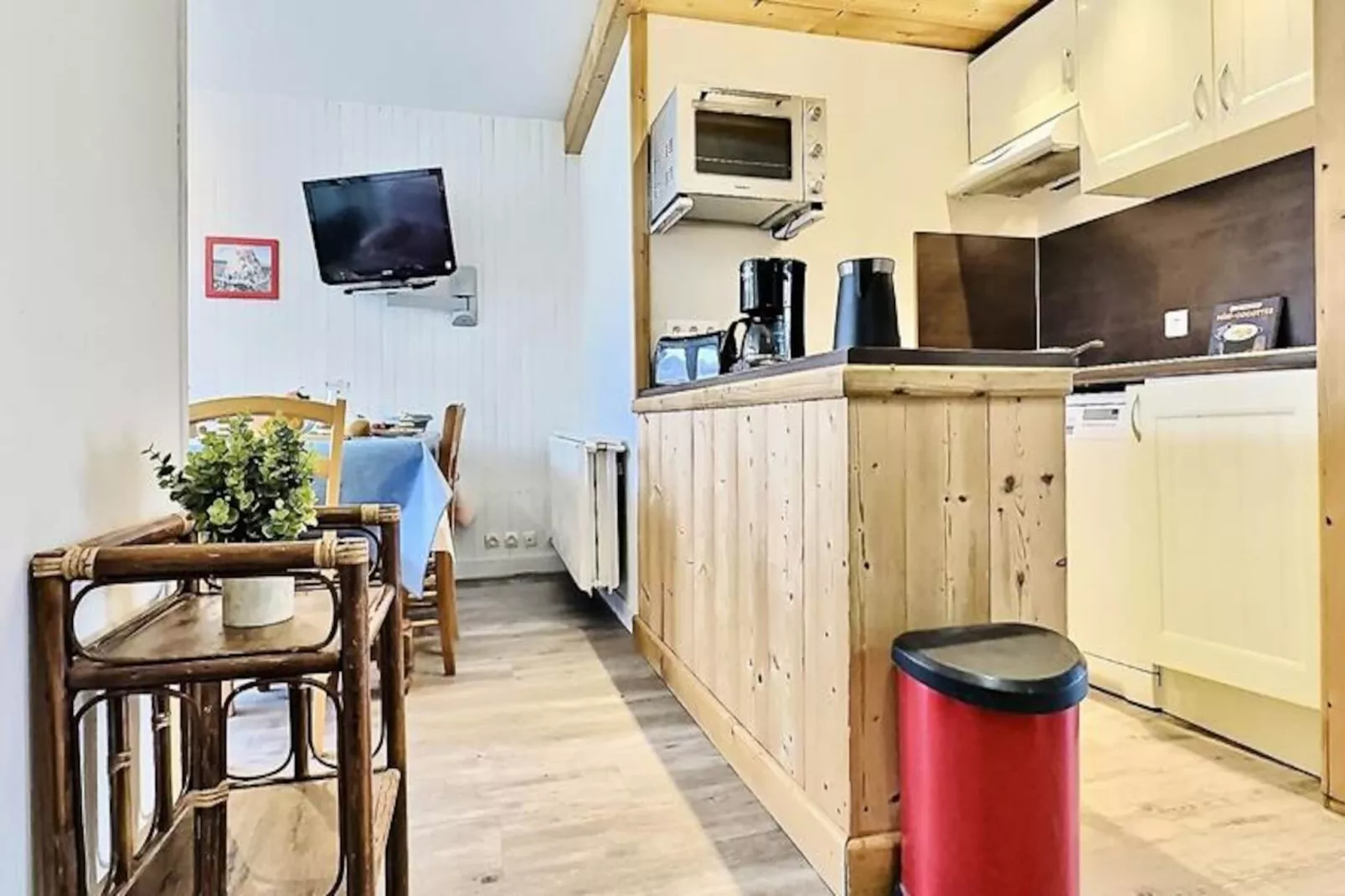 Résidence Les Roches Rouges A Ou B-Niet-getagd