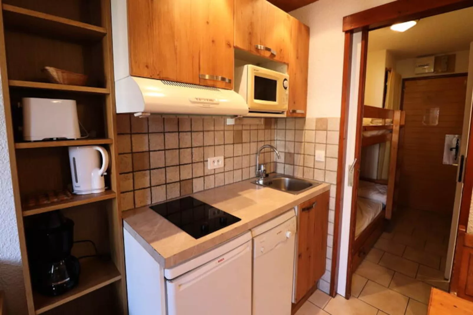 Chalet Club Iv - Blanchot-Niet-getagd