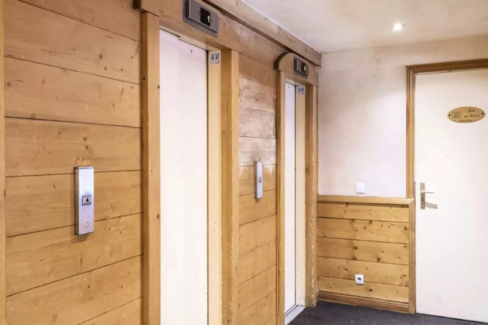 Résidence Roche Blanche-Niet-getagd