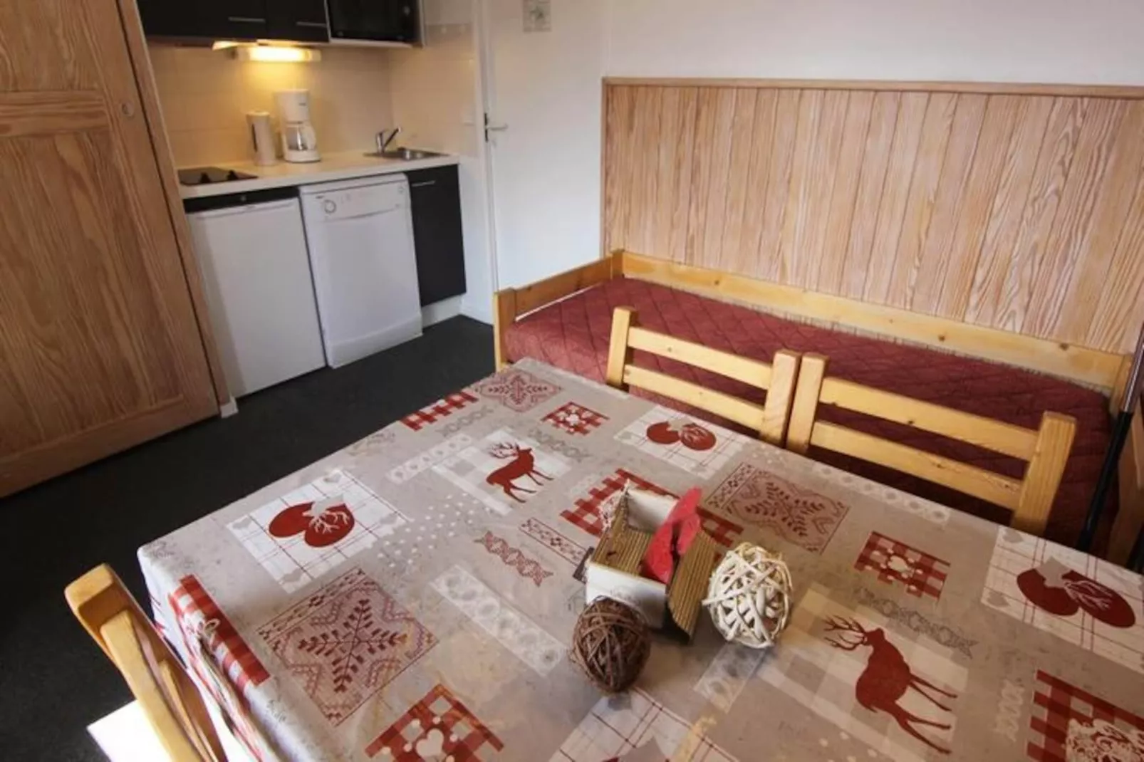 Résidence Reine Blanche-Niet-getagd