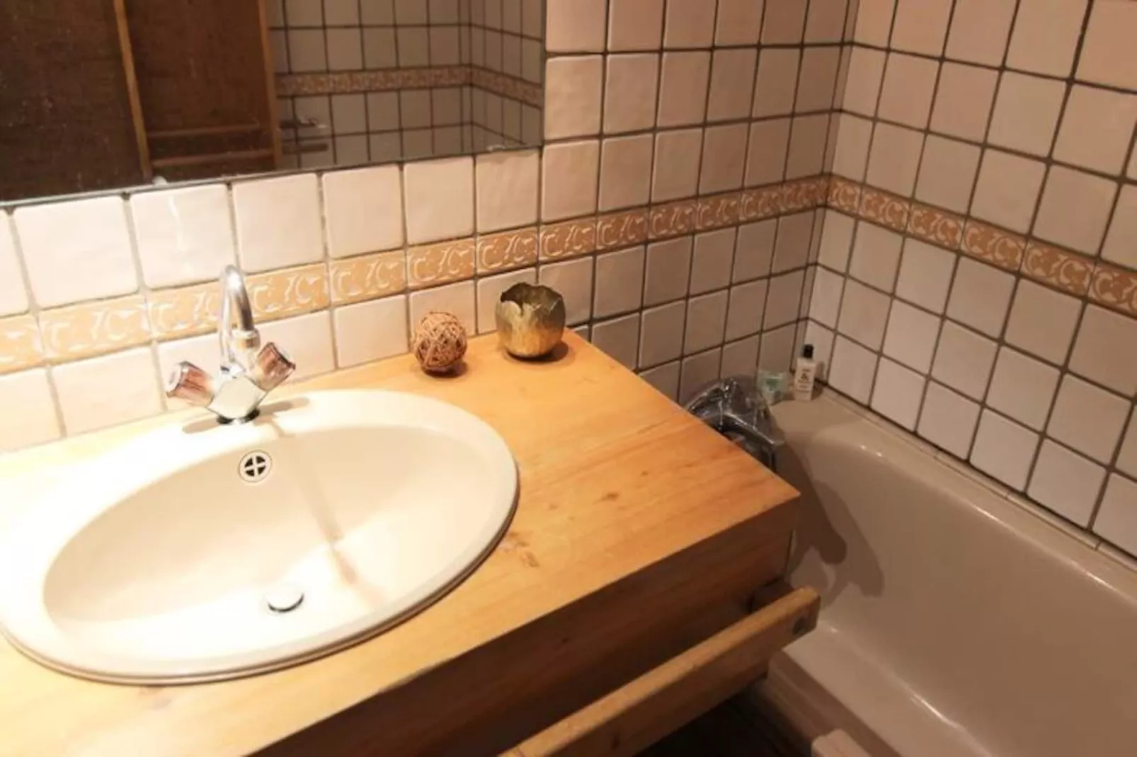 Résidence Eterlous-Niet-getagd