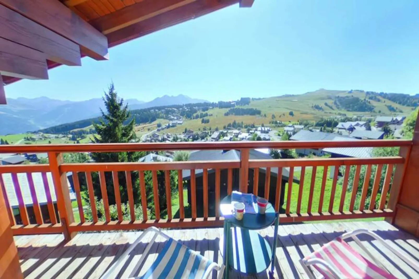 Résidence Chardoche-Niet-getagd