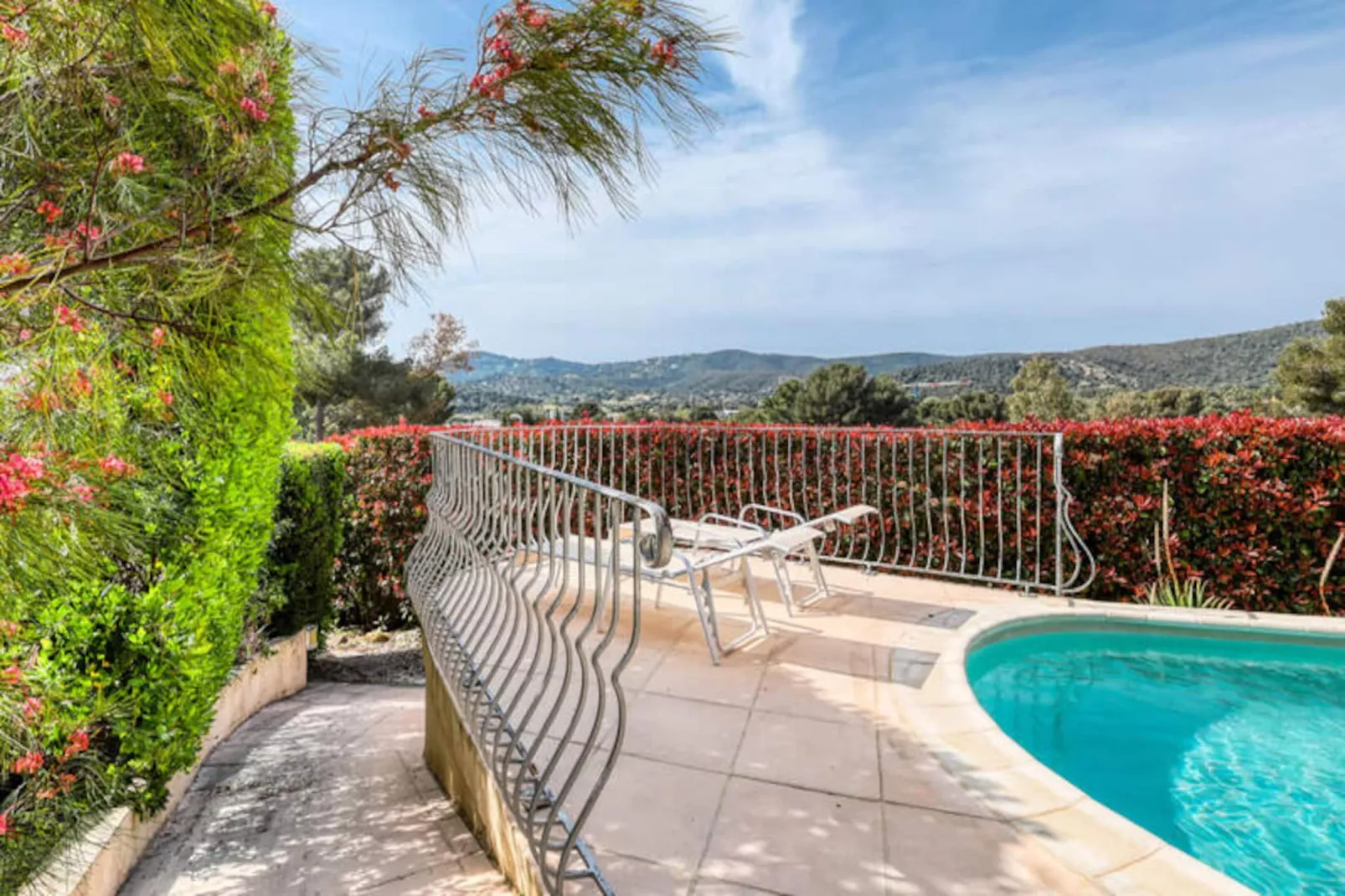 Résidence Vacances En Famille: Maison Avec Piscine & Vue Mer-Niet-getagd