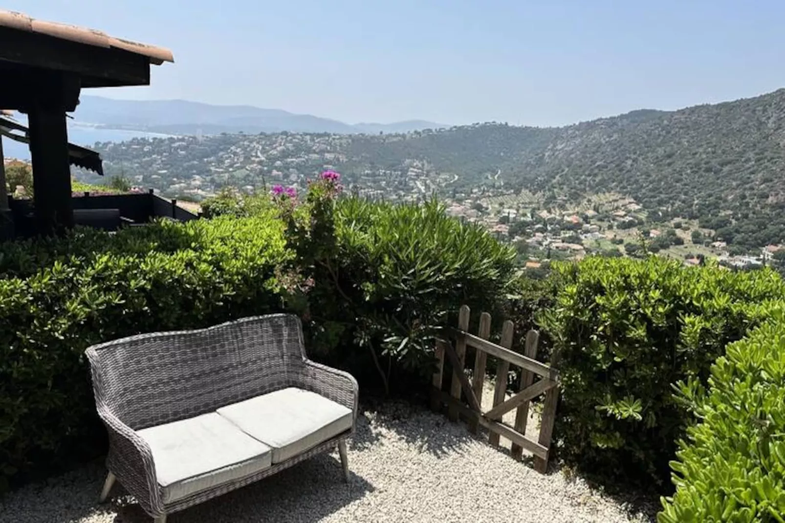 Résidence Saint-clair : Magnifique Appartement Vue Mer-Niet-getagd