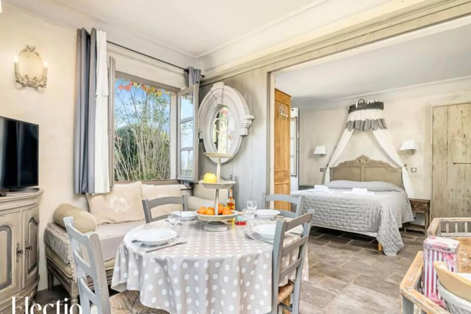 Loggia 3 Romarin | R&eacute;sidence Les Petitons-Niet-getagd