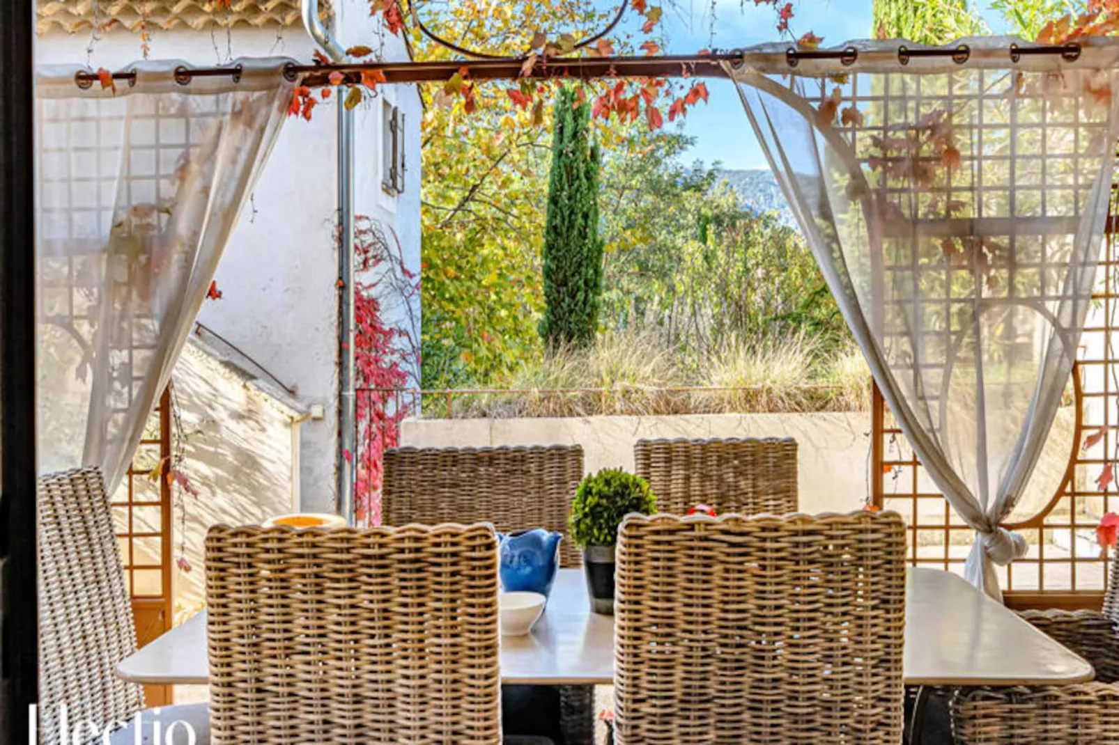 Loggia 2 Glycine | R&eacute;sidence Les Petitons-Niet-getagd