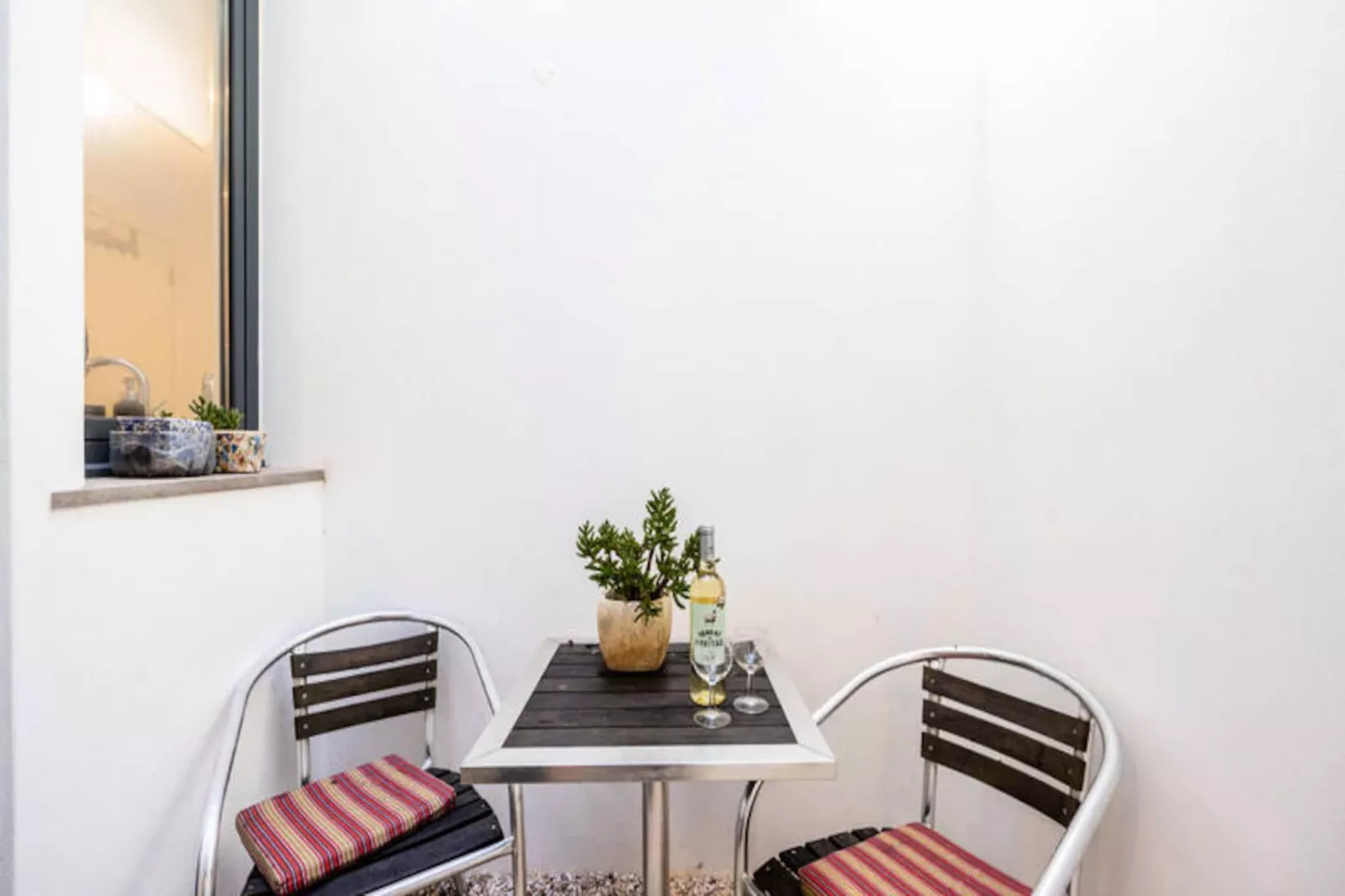 Perdiz Do Mar  - Armona-Niet-getagd