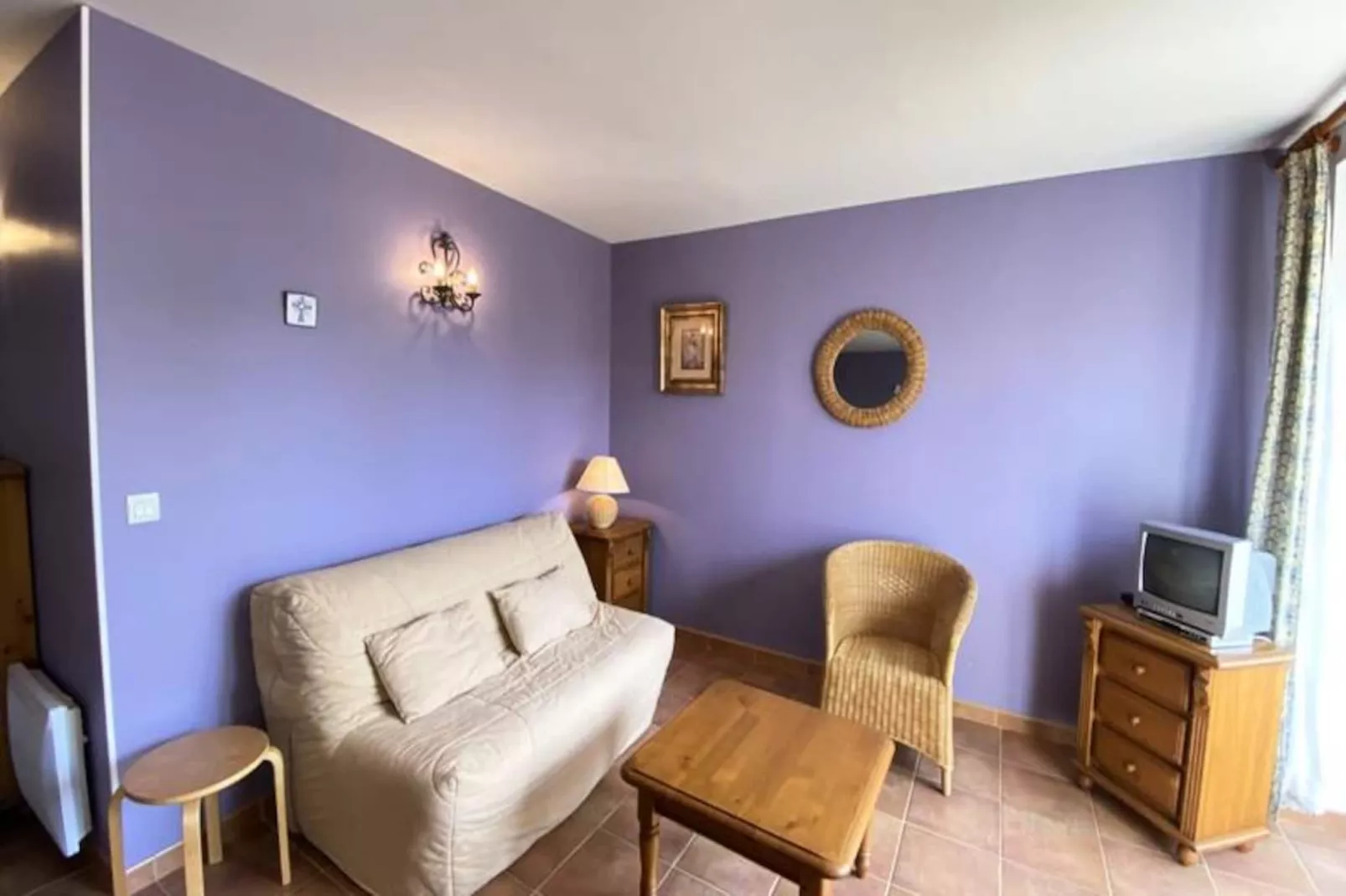 04b6 : Beau Studio Dans Un Mas Proven&ccedil;al - Piscine-Niet-getagd