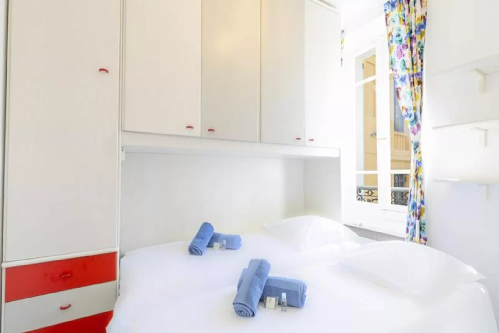 Résidence Bnb Renting Place Amiral Barnaud-Niet-getagd