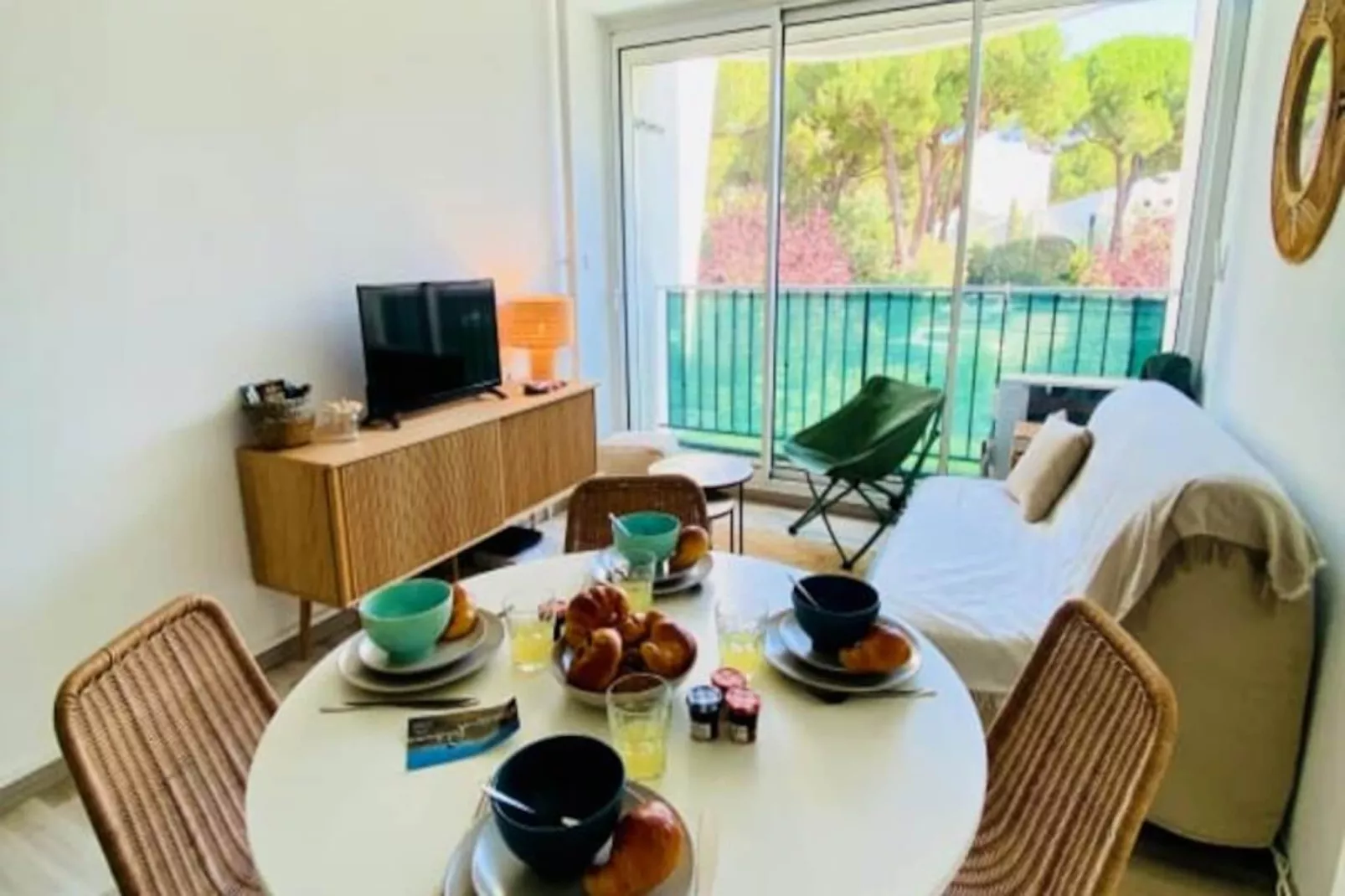 Résidence S&eacute;r&eacute;nit&eacute; - Appartement Une Chambre Proche De La Plage-Niet-getagd