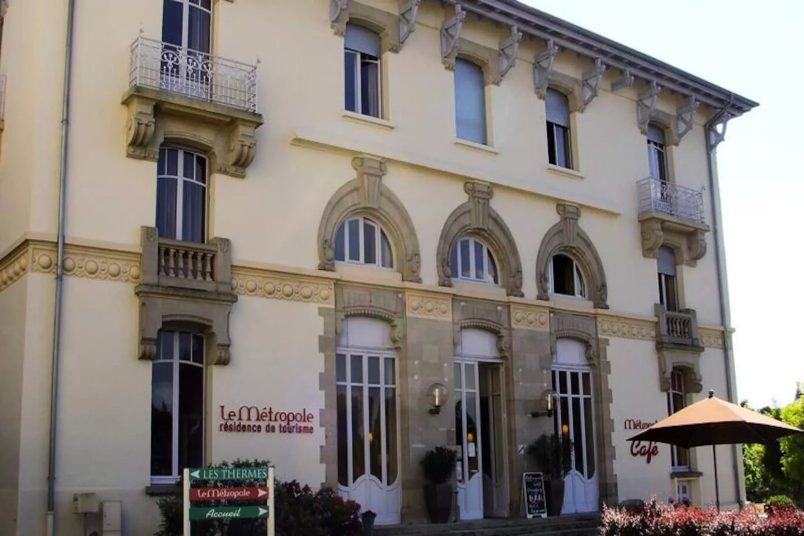 Résidence Garden & City Luxeuil-les-Bains - Le Métropole***-Niet-getagd