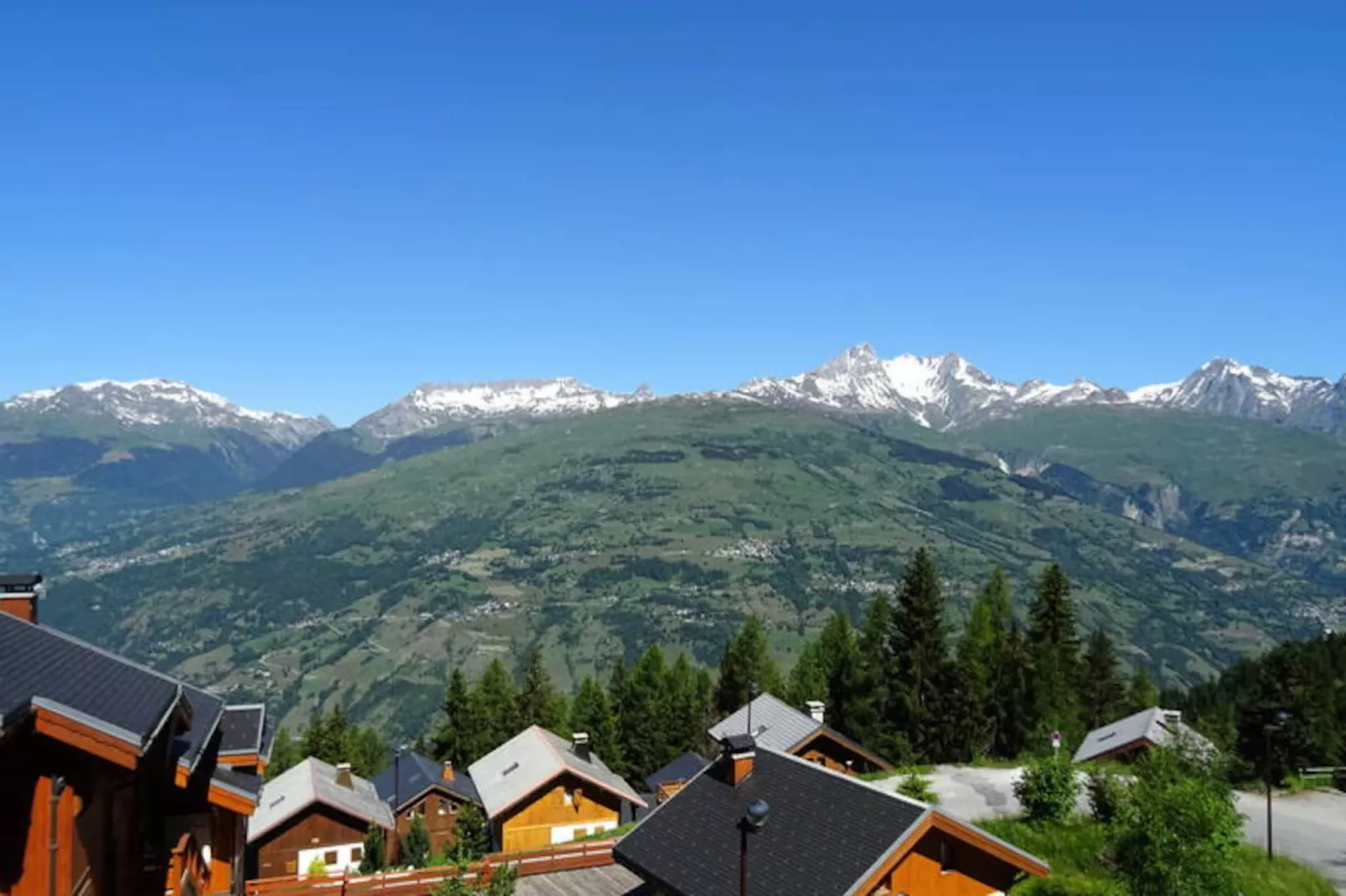 Résidence Presles-Niet-getagd