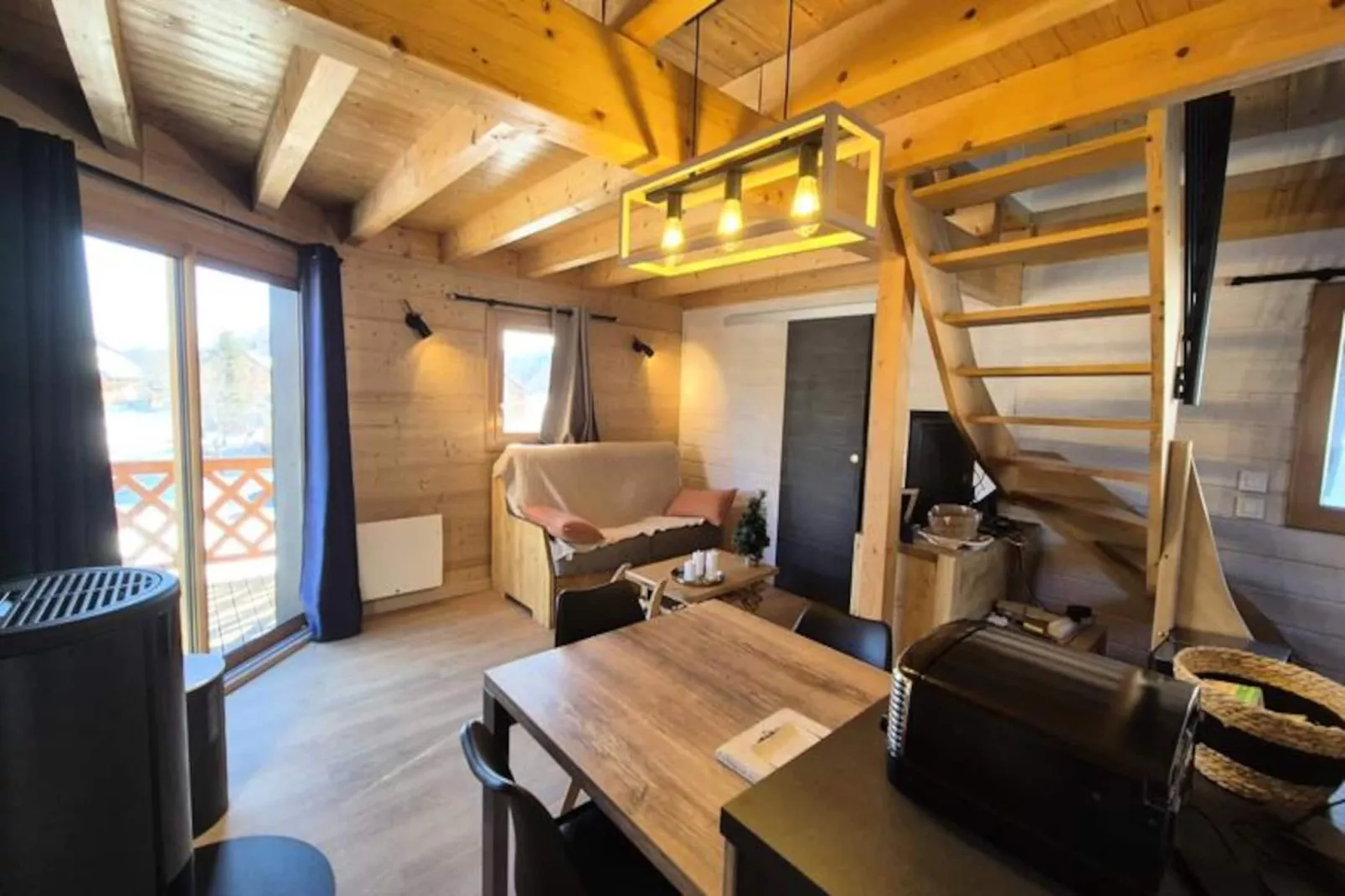 Chalet Nordique Pour 6 Personnes à La Féclaz - Piscine été-Niet-getagd