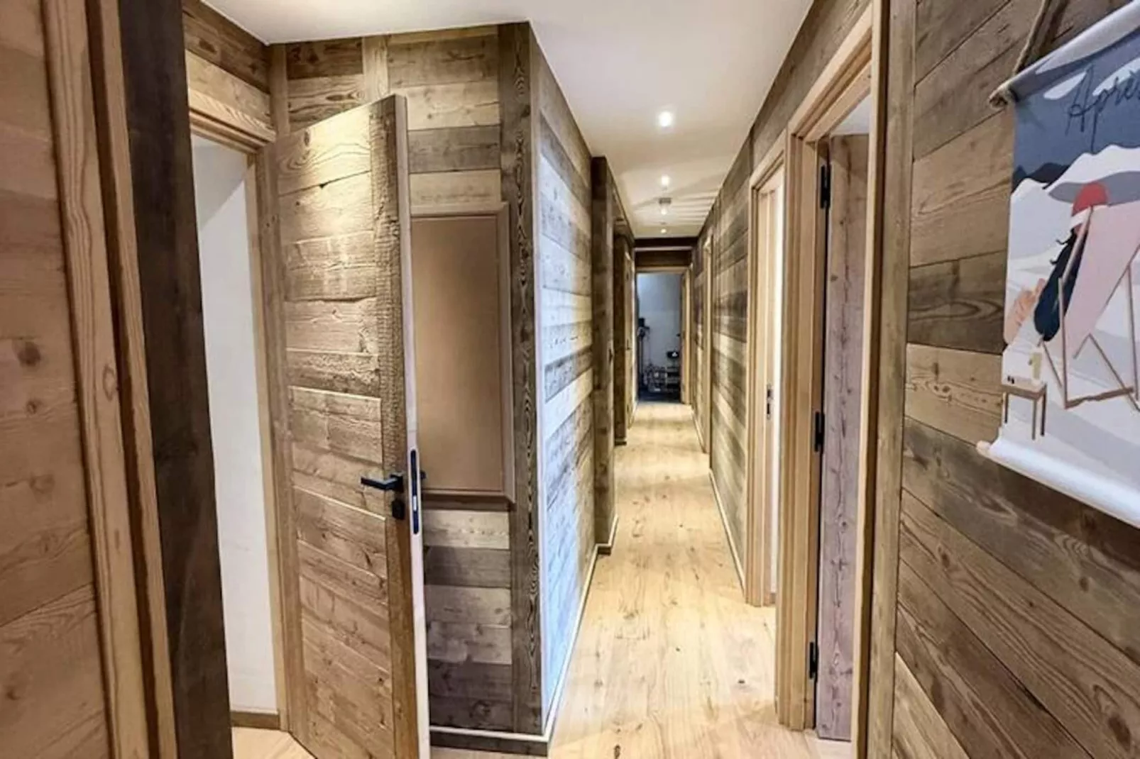 Résidence Complexe Aiguilles-Niet-getagd