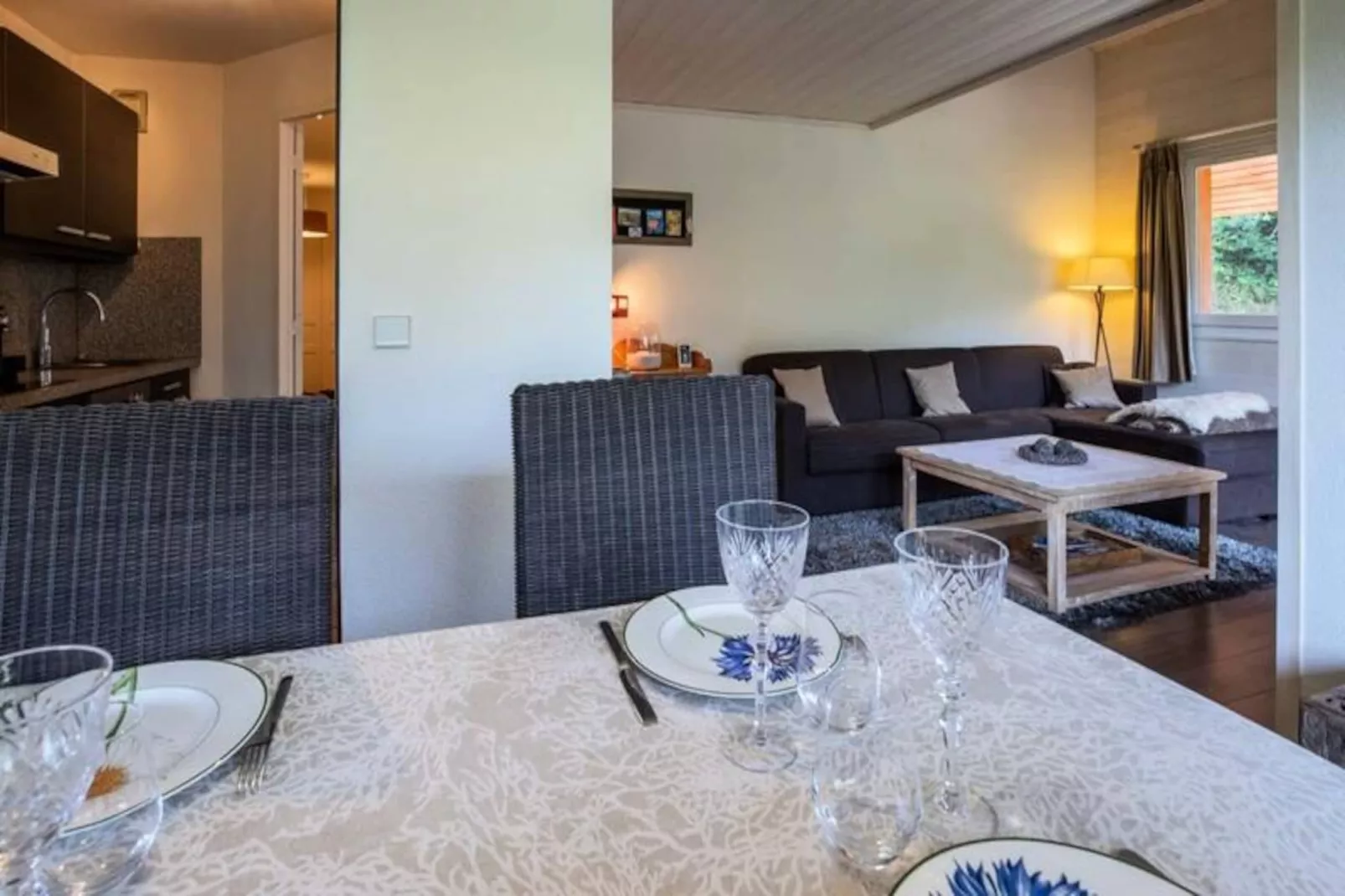 Cybeles 8 - Niet-getagd