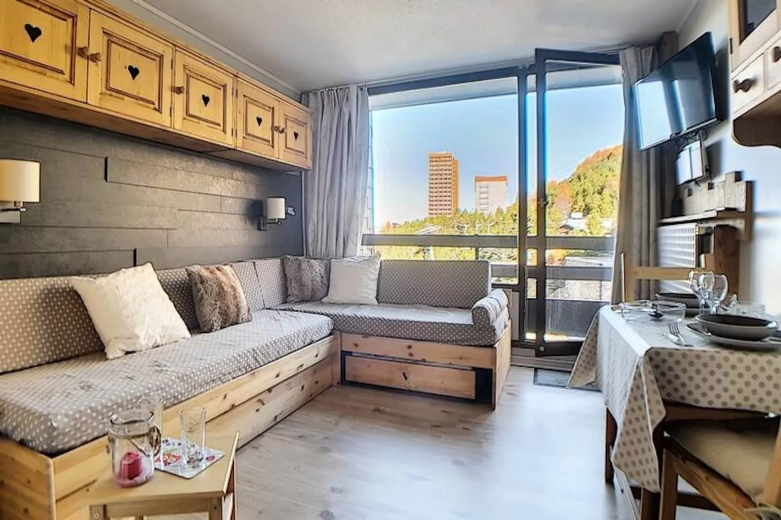 Résidence Chaviere-Niet-getagd