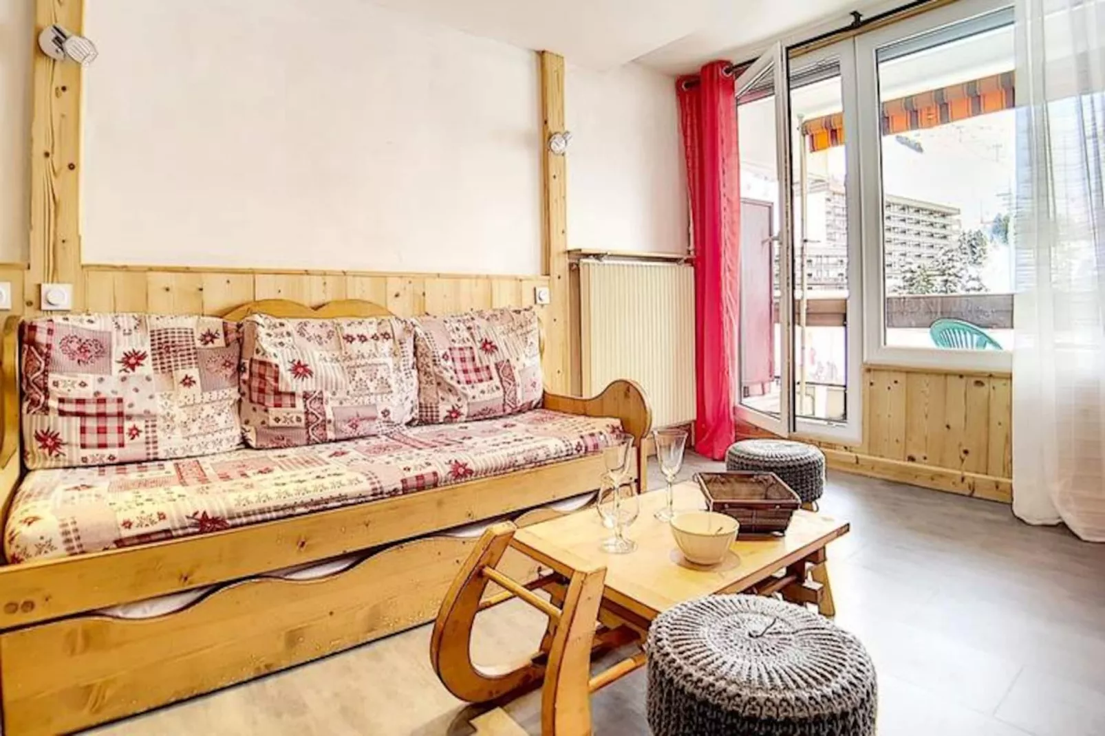 Résidence Peclet-Niet-getagd