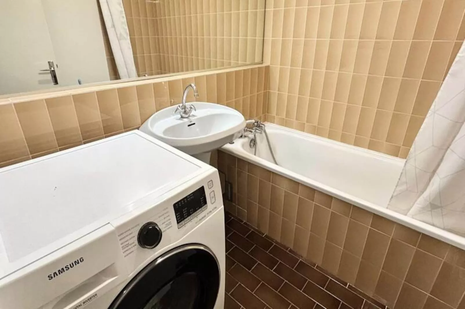 Résidence Riante Colline Du Bas - Armoise-Niet-getagd