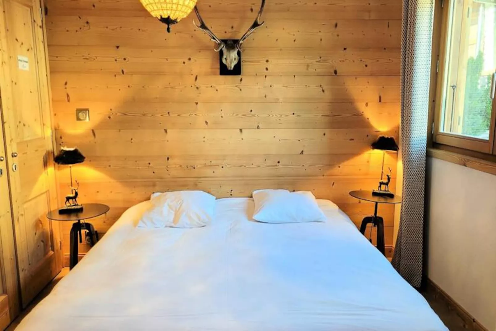 Résidence Mont Chery-Niet-getagd