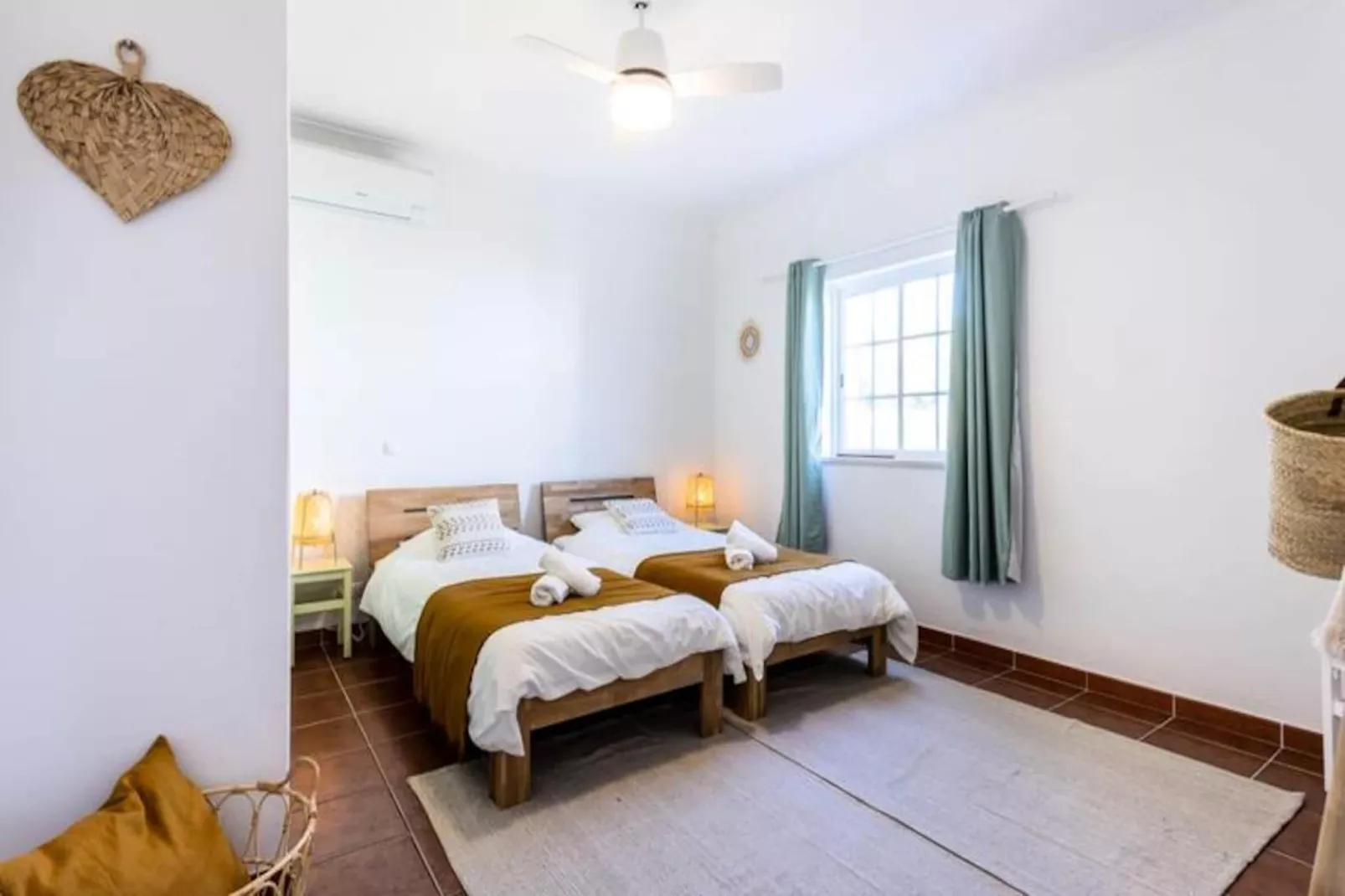 Olive House-Niet-getagd