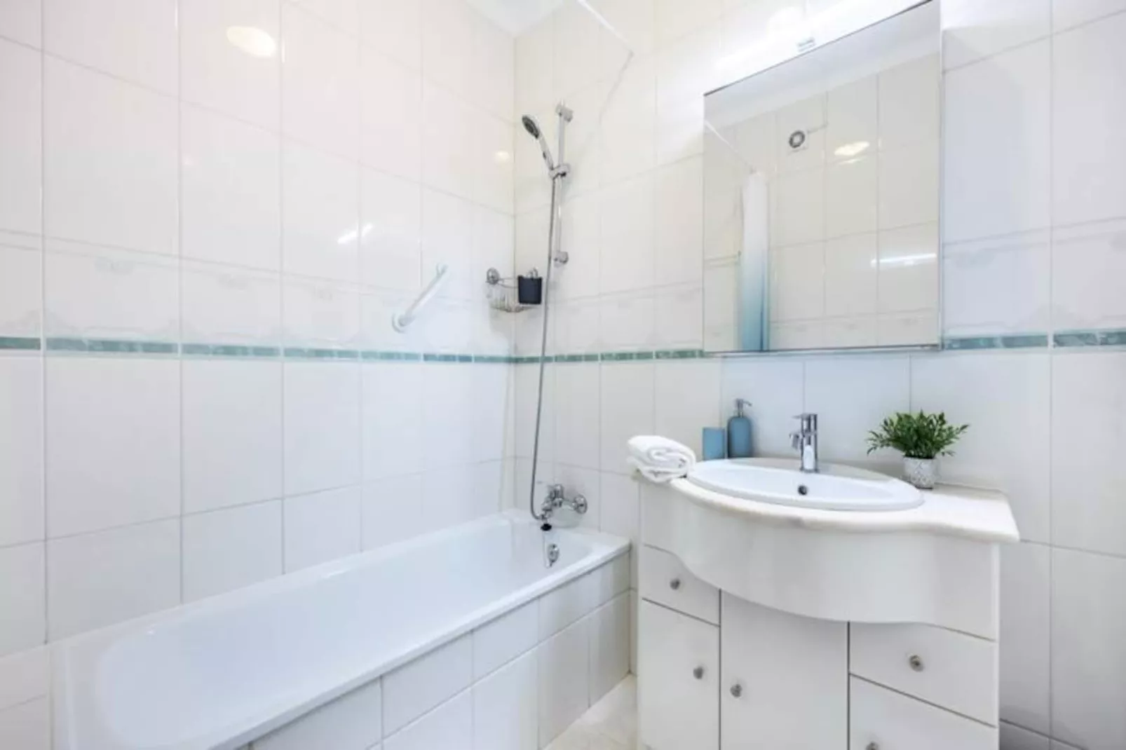 Stylish Seashore Apartment-Niet-getagd