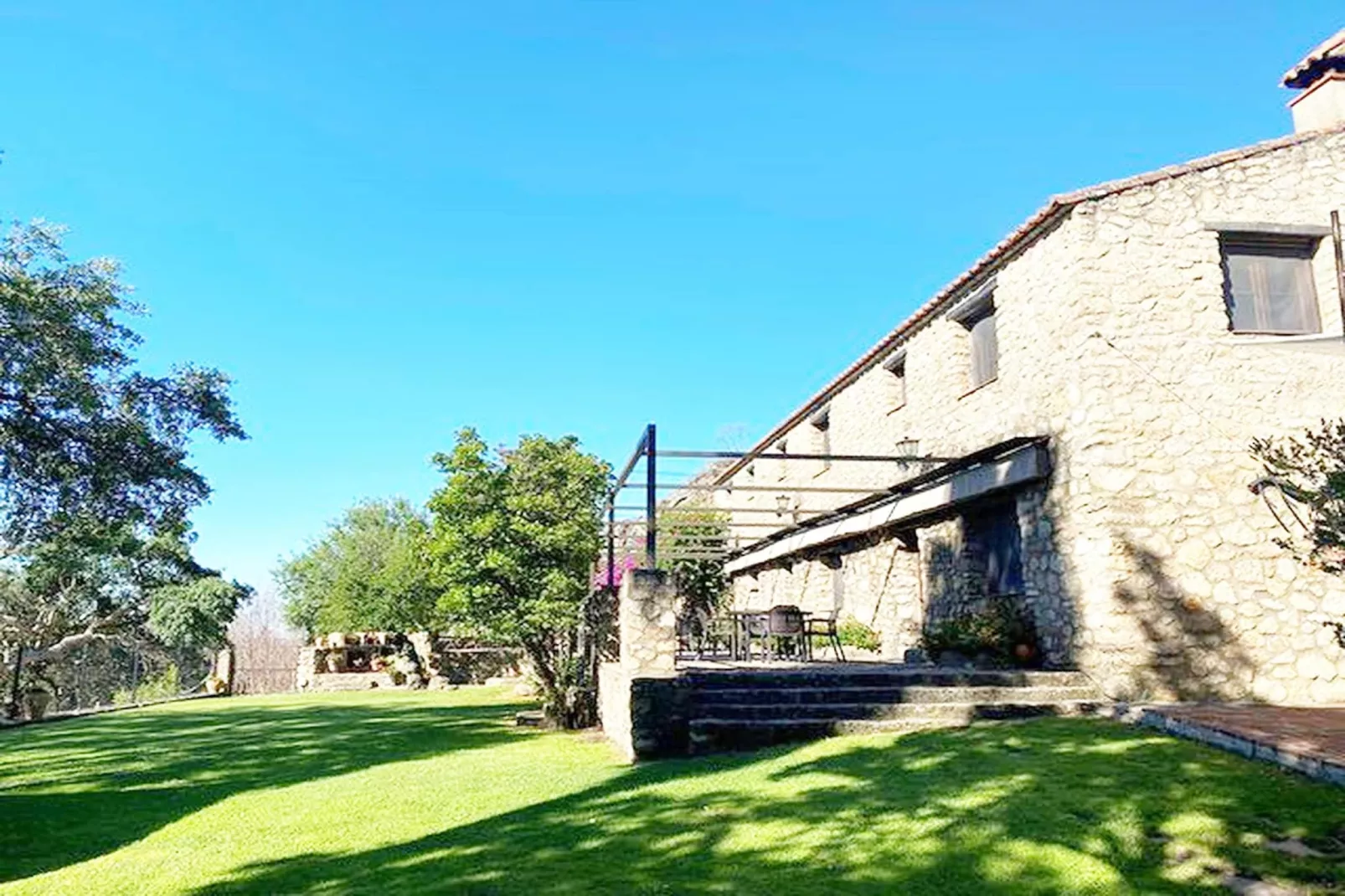 Casa Rural Virgen de la cabeza-Buitenkant zomer
