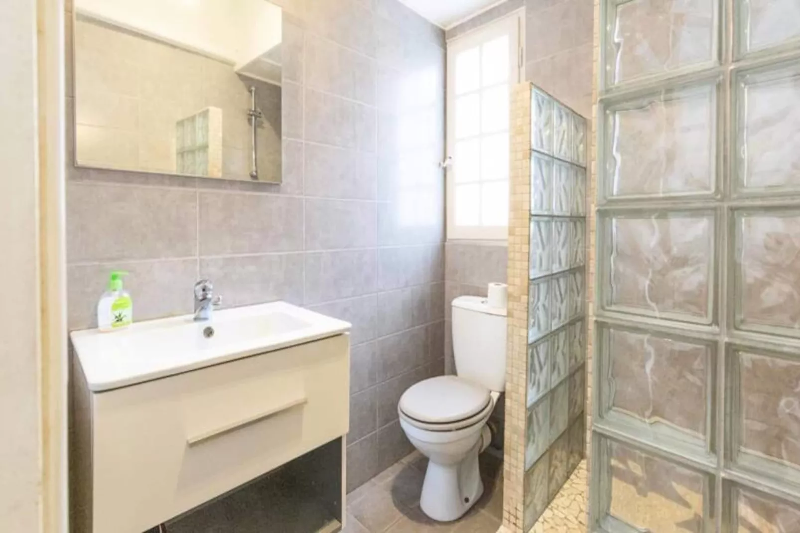 Résidence Studio Rénové Dans Le Coeur Du Vieil Antibes, Wifi, Climatisation-Niet-getagd