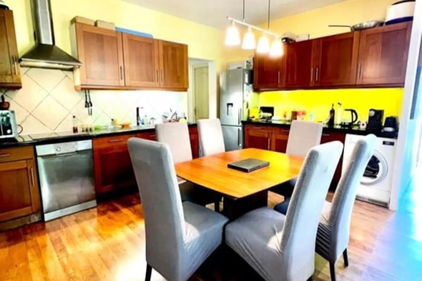 Résidence Maison De Vacances Au Centre-ville D'antibes Avec Piscine Priv&eacute;e-Niet-getagd