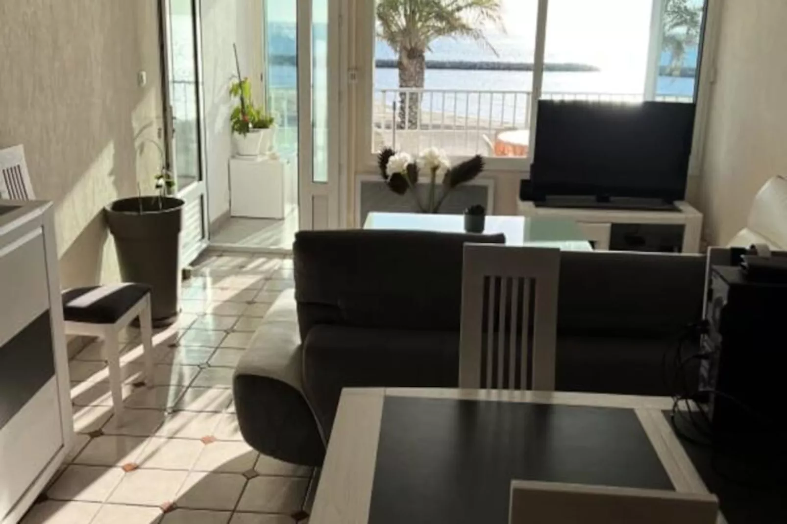 Résidence Appartement Mar E Souleu Avec Terrasse Et Vue Mer Au Grau Du Roi-Niet-getagd