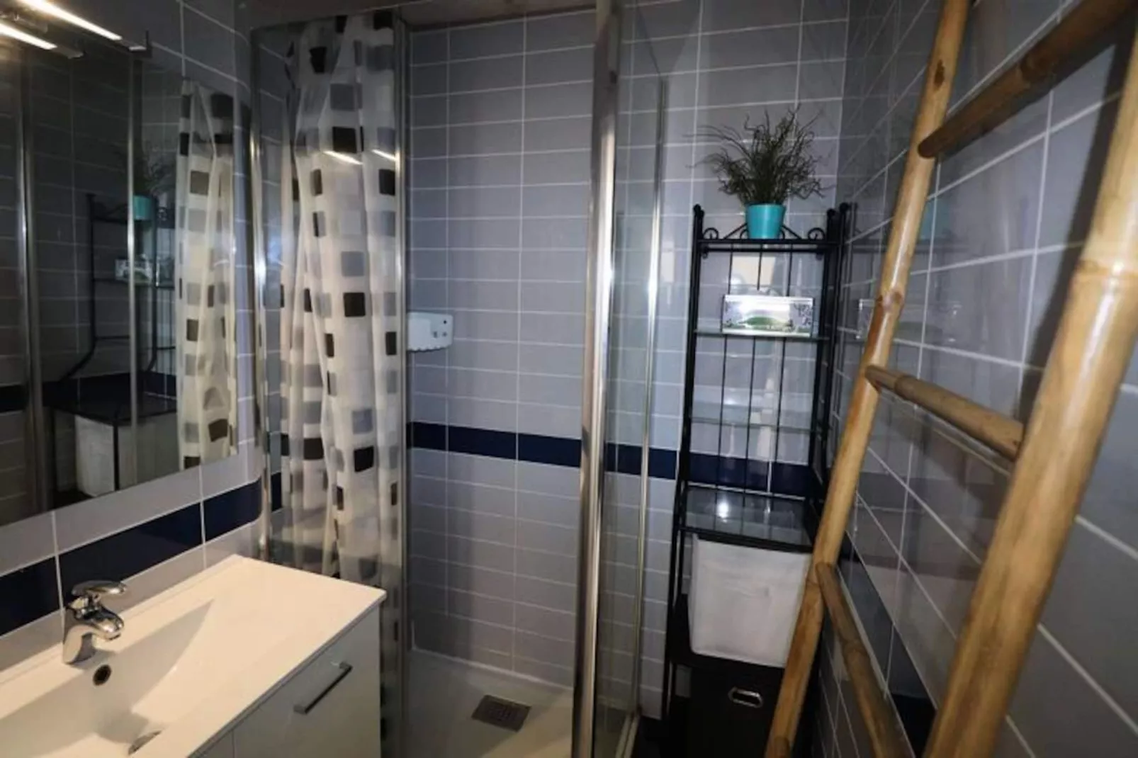 Résidence  Floralies 2-Niet-getagd