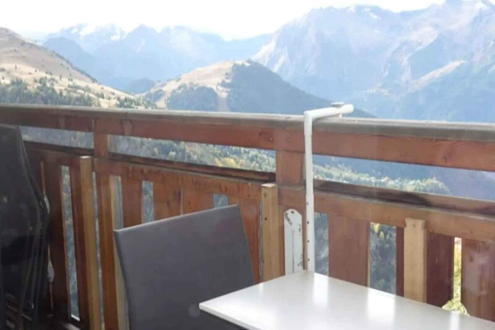 Résidence Balcons D'huez-Niet-getagd