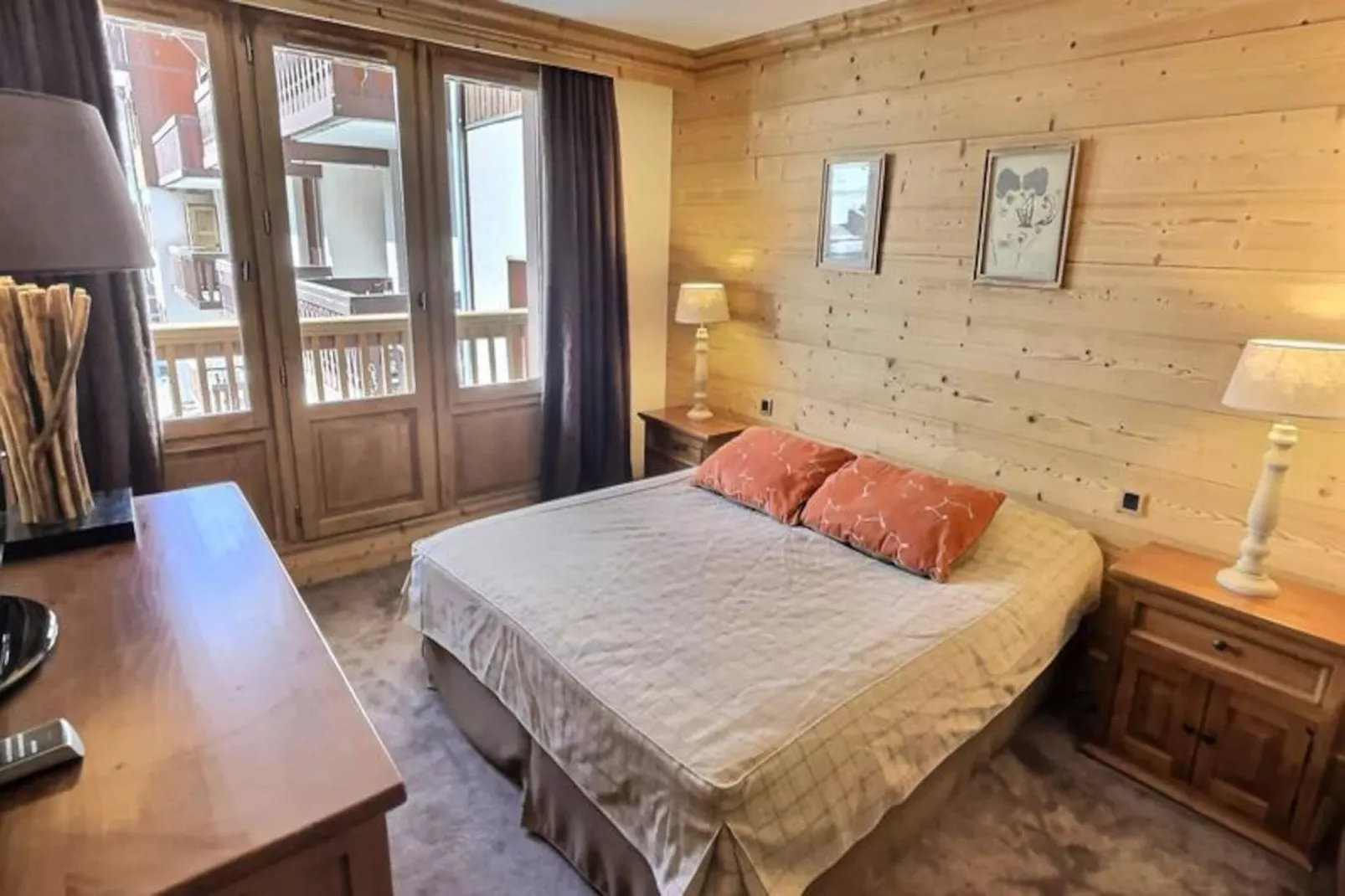 Résidence Aquila-Niet-getagd