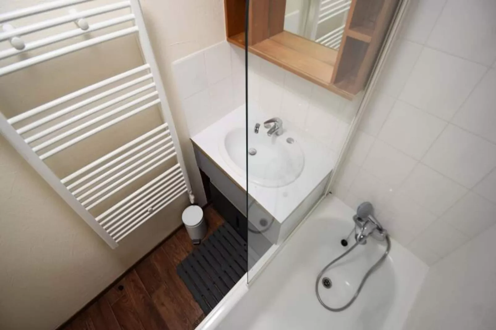 Résidence Le Perce Neige-Niet-getagd