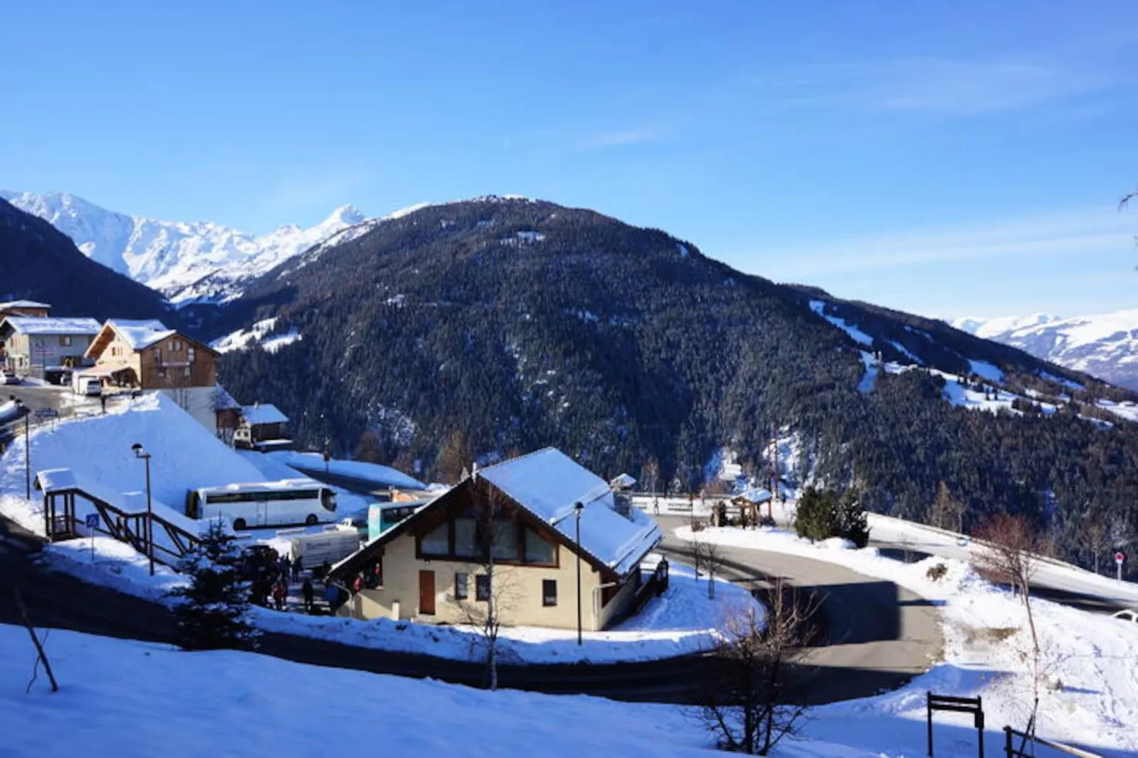 Résidence Michailles-Niet-getagd