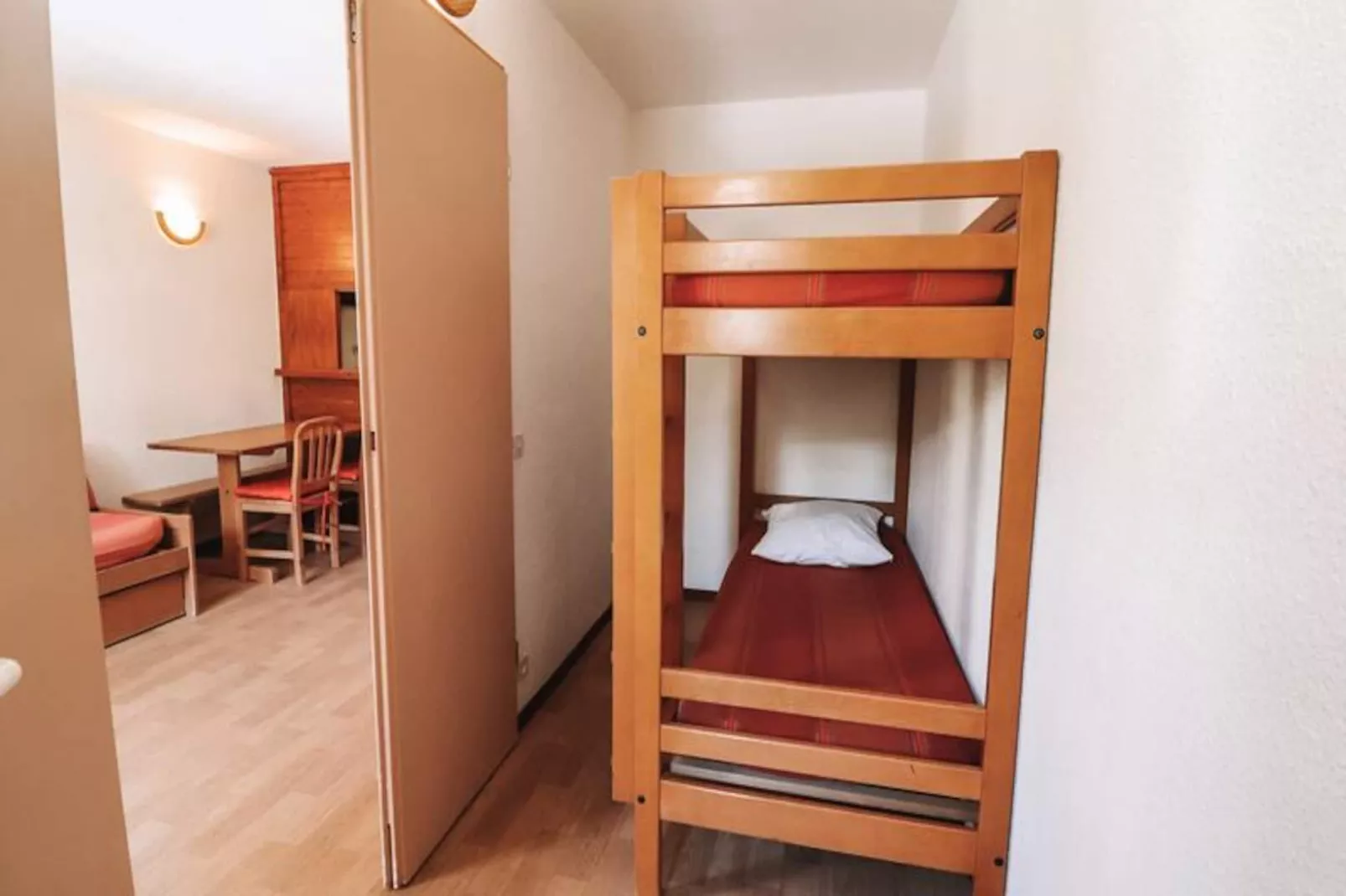 Résidence Rond Point Des Pistes C-Niet-getagd