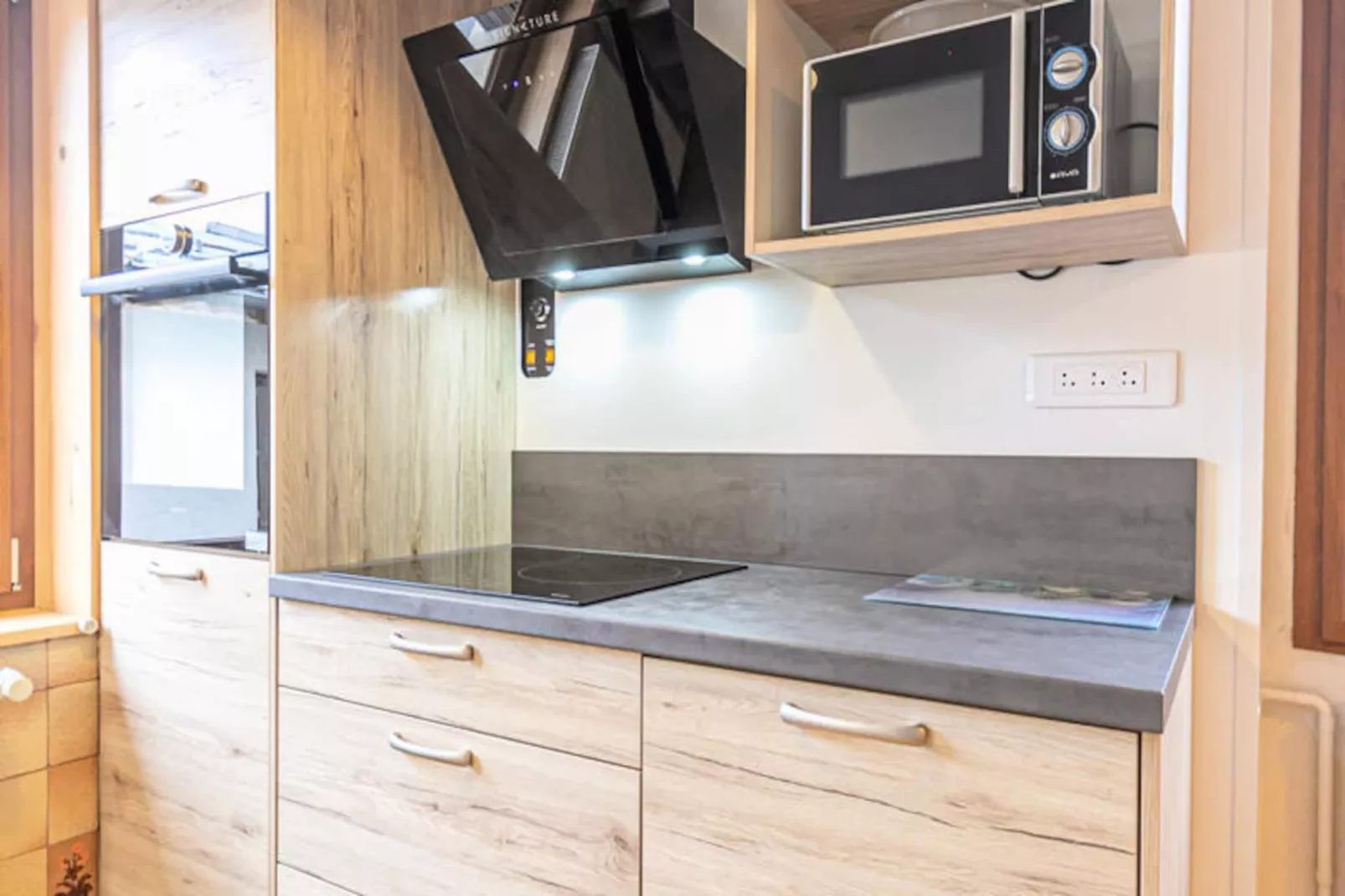 Résidence Arnaud Nicole-Niet-getagd