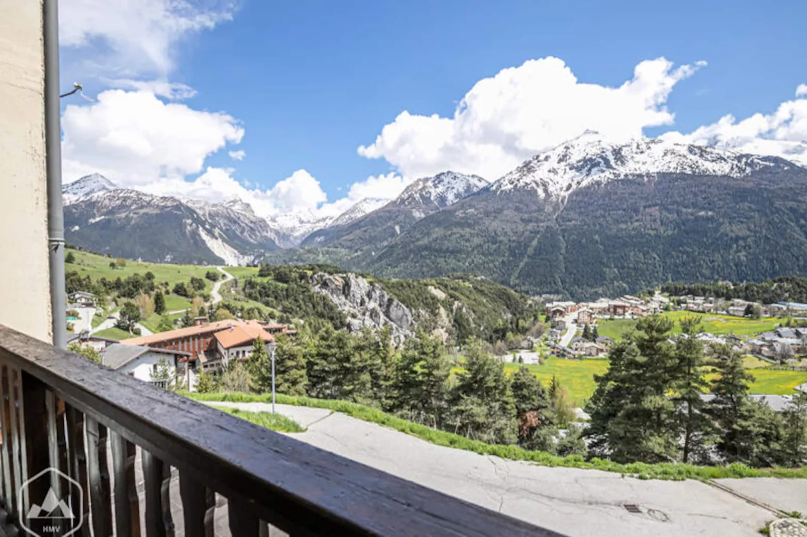 Résidence Fleurs-Niet-getagd