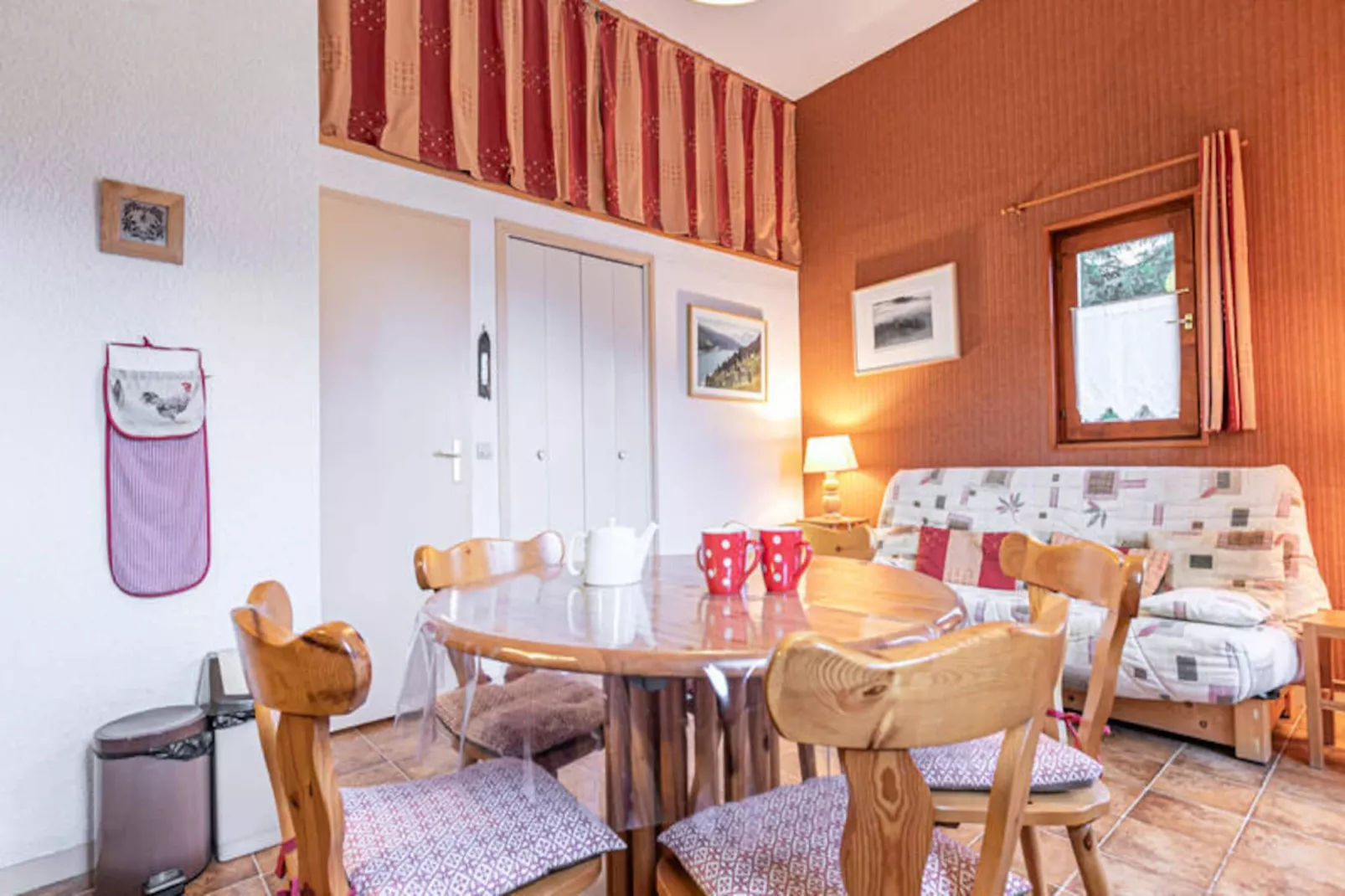 Résidence Genevray-Niet-getagd