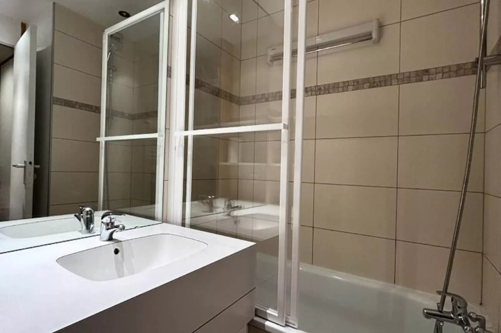 Résidence Candide-Niet-getagd