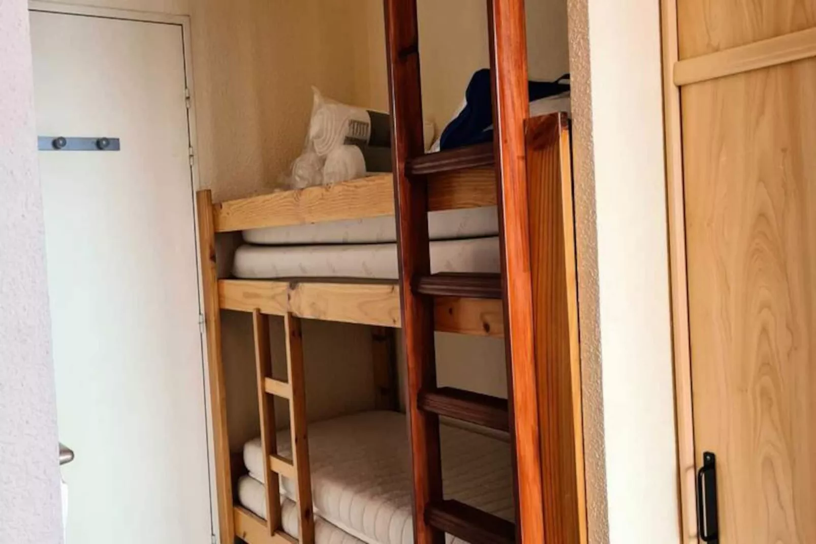 Résidence Fond Blanc - Niet-getagd