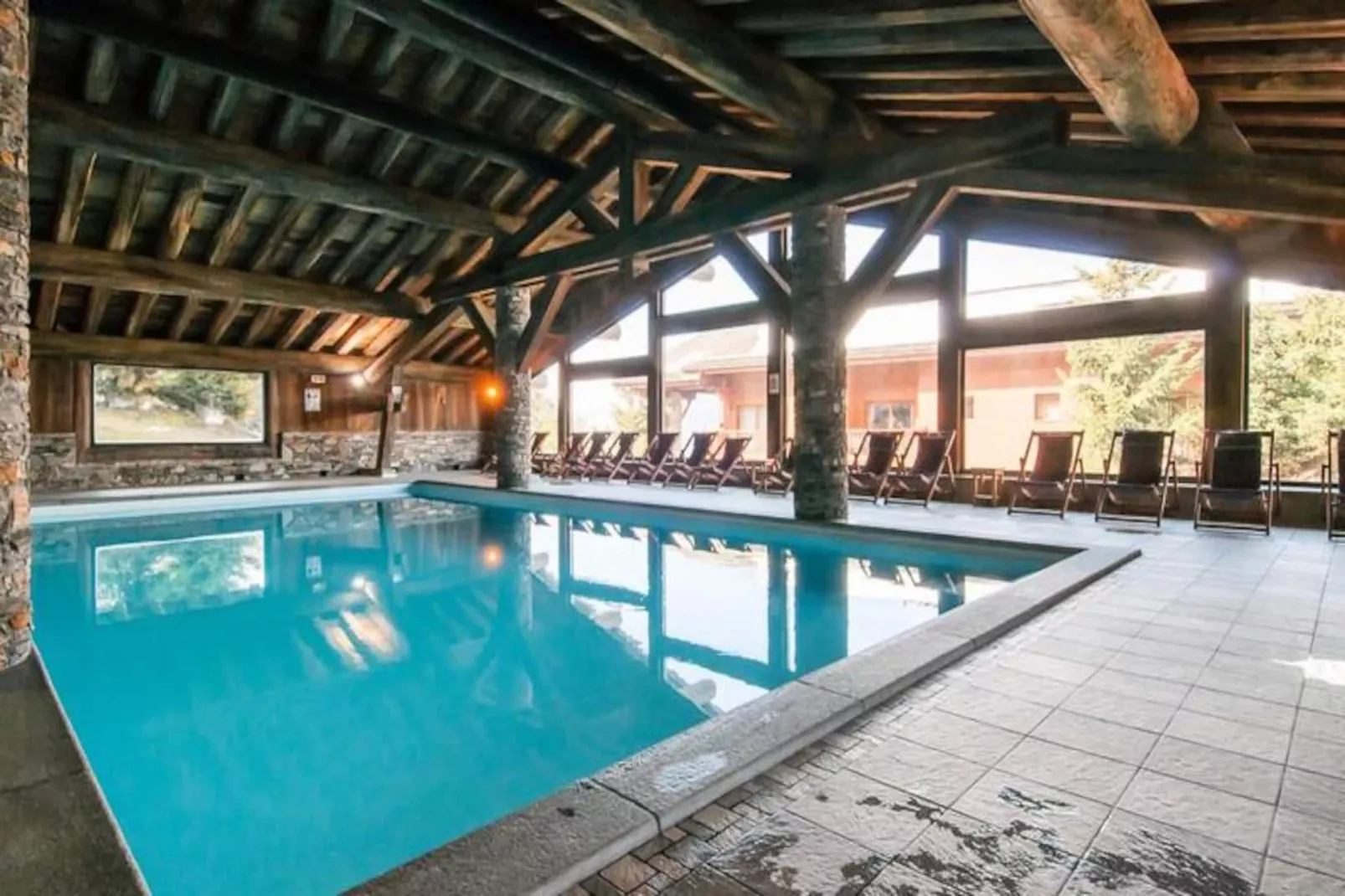 Chalet De La Place-Niet-getagd