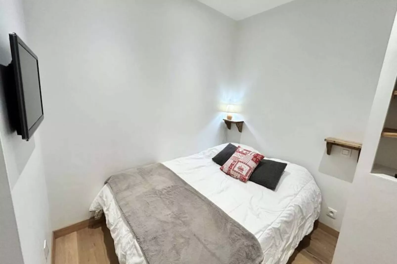 Résidence Le Regina-Niet-getagd