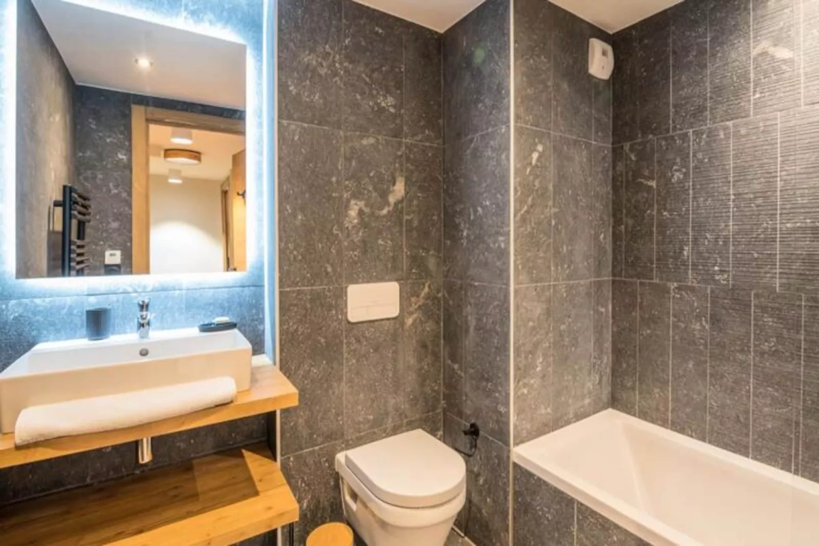 Appartement Havre Des Alpes --Niet-getagd