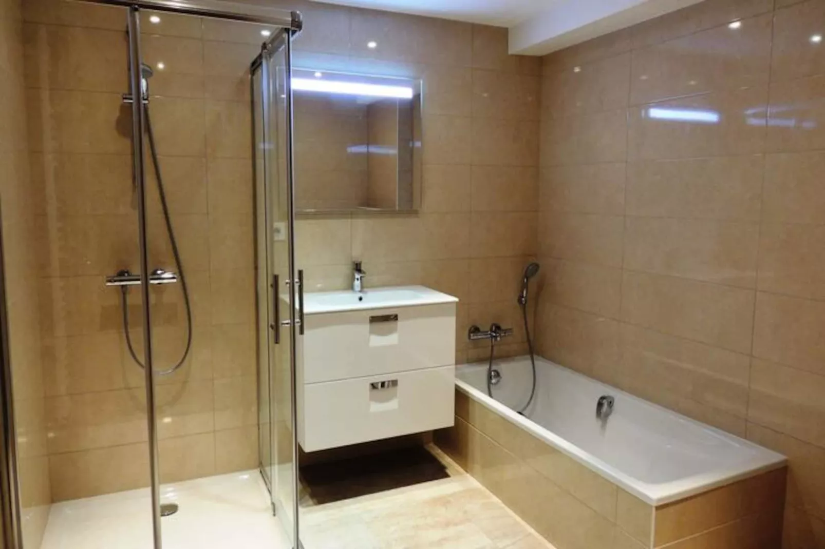 Chalets Eden Snow-Niet-getagd