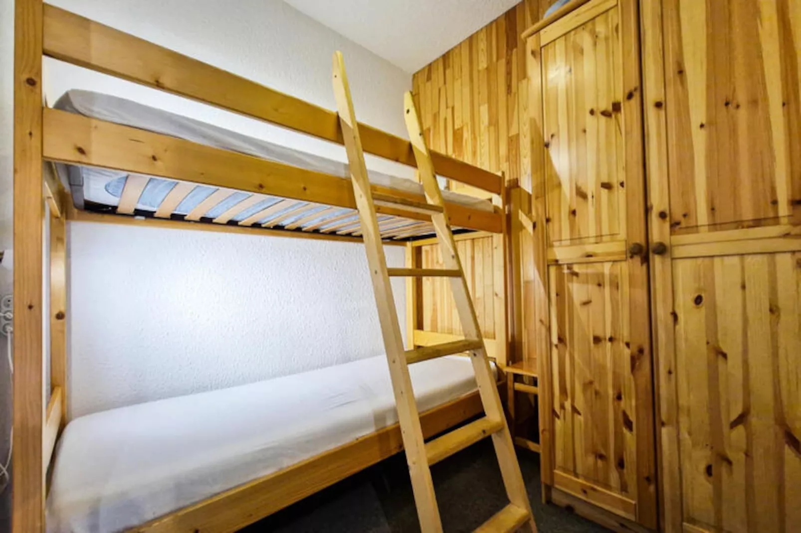 Résidence Pollux-Niet-getagd