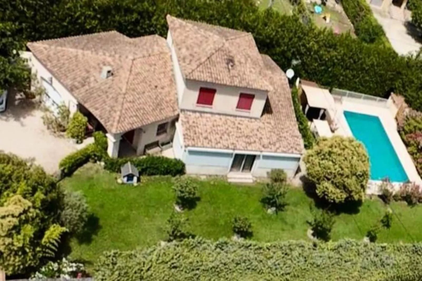 Universo - Piscine Priv&eacute;e Et Grand Jardin-Niet-getagd