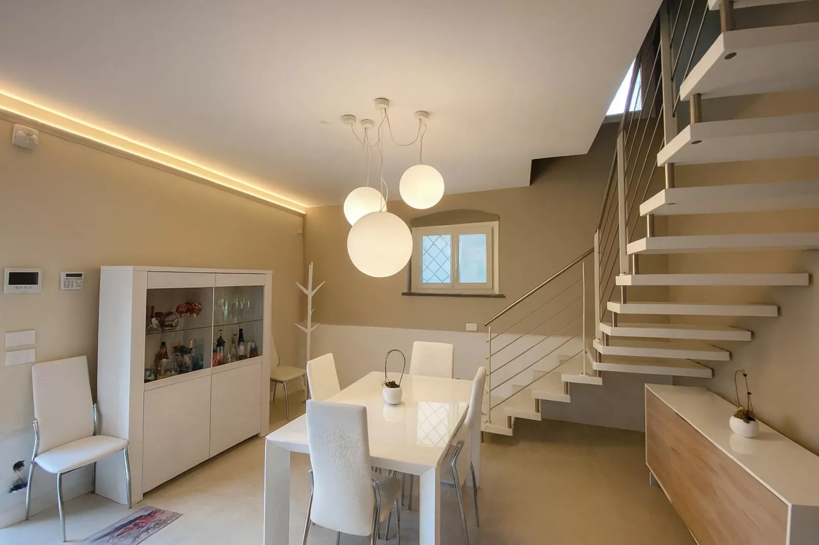 Casa di Marta-Eetkamer